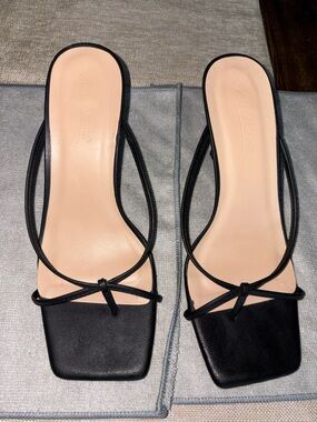 Anne Michelle Black Strappy Square-Toe Sandals